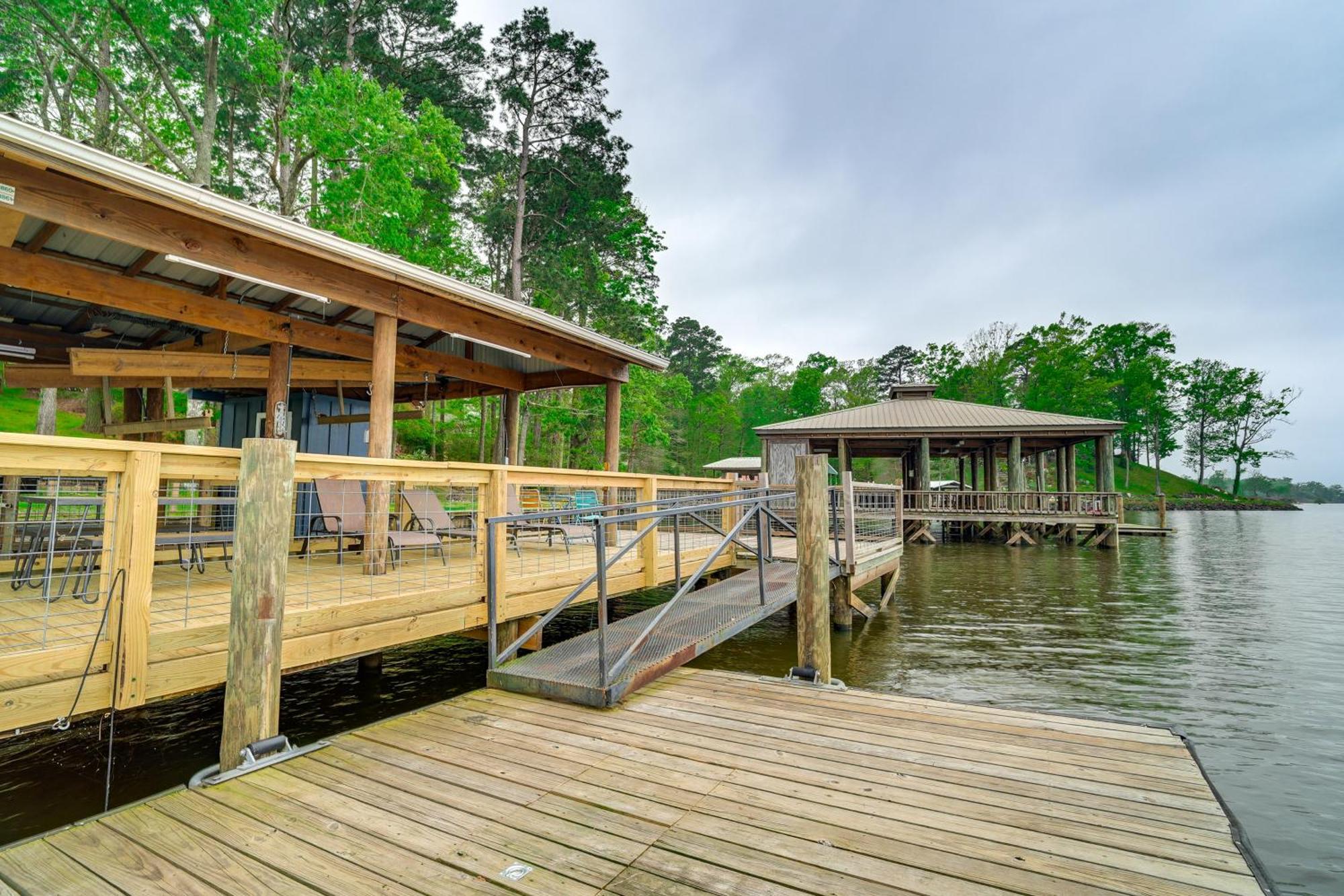 Waterfront House On Toledo Bend With Private Dock! Villa Alliance Kültér fotó